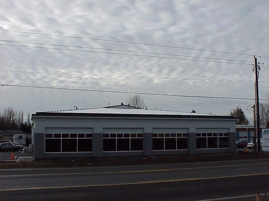 AFTER: The completed Elite Collision Center as seen circa 2003.