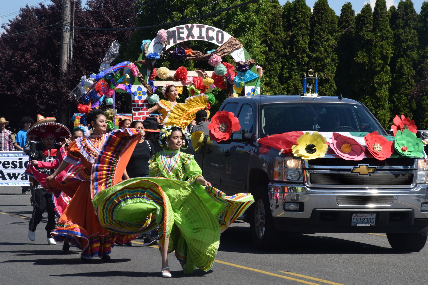 Vancouver Ballet Folklorico dancers take part in the Parade of Bands on May 21.